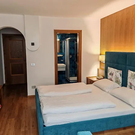 Hotel Alpenblick-3
