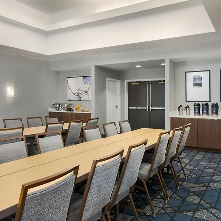 Courtyard By Marriott Chattanooga Downtown-3