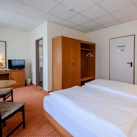 Hotel Rebschule-2