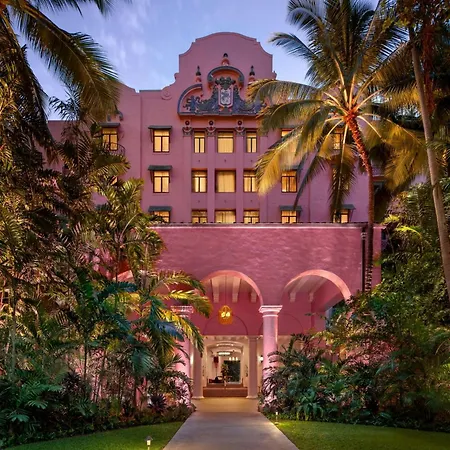 The Royal Hawaiian, A Luxury Collection Resort, Waikiki-2