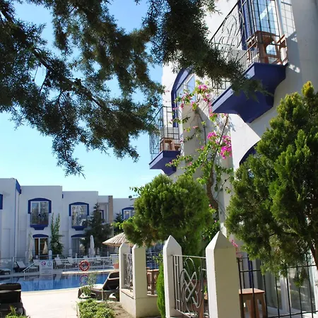 Serpina Hotel (Adults Only)-2