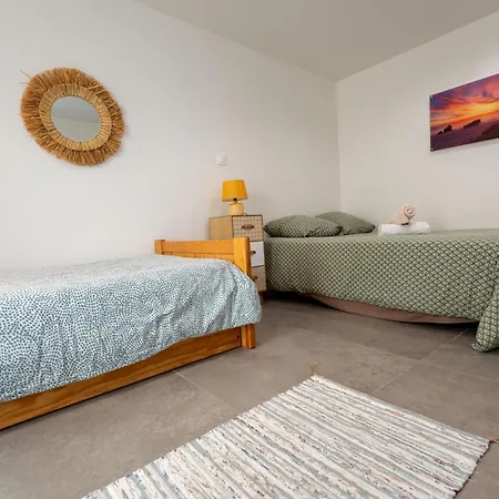 Ted Surf House-2