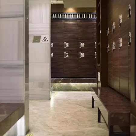 Hilton Istanbul Kozyatagi-2