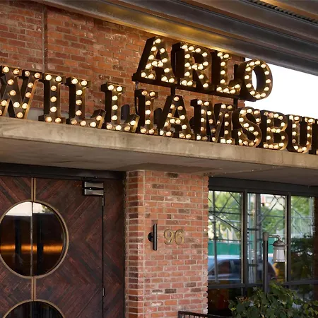 Arlo Williamsburg-3