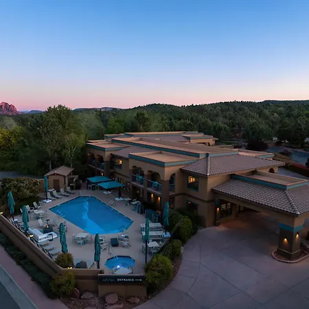 Mountain Modern Sedona, Tapestry Collection By Hilton-3