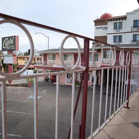 Capri Motel Santa Cruz Beach Boardwalk-3