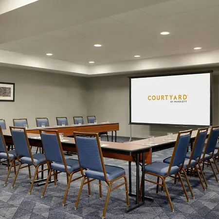 Courtyard By Marriott Greenville-2
