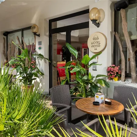 Hotel Anna Gabicce Mare-3