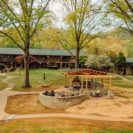 Tremont Lodge & Resort-2