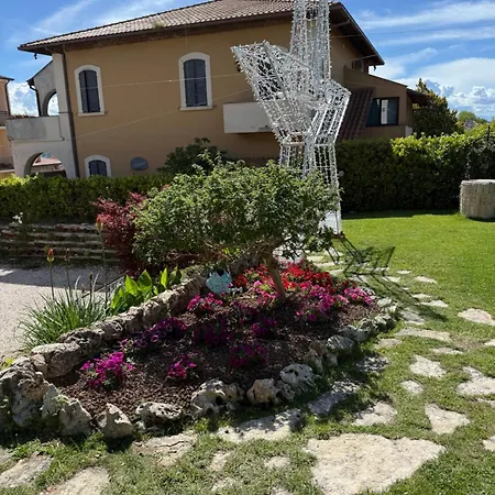 Villa Mascitti B&B-3