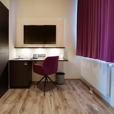 Hotel am Berg Esslingen-2