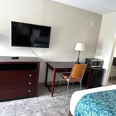 Shining Light Inn & Suites-2