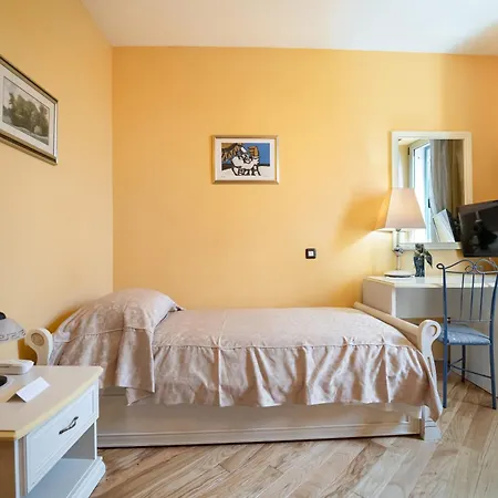 Hotel Peristil-3