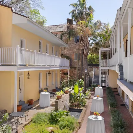 Dauphine Orleans Hotel-3