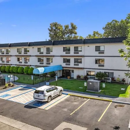 Days Inn By Wyndham Woodland-2