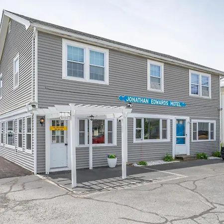 Jonathan Edwards Motel-2