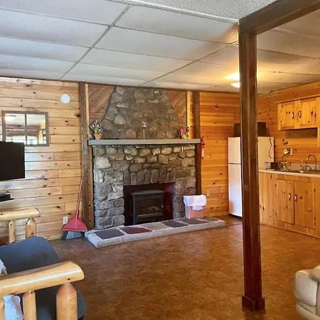 The Elms Waterfront Cottages-3