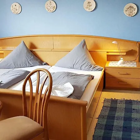 Ferienwohnung Floppy Hansi Fewo 4 EG-2