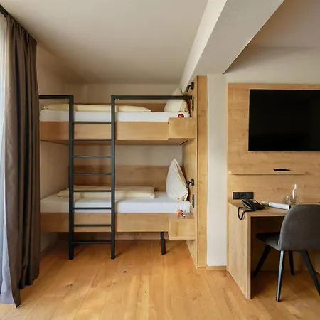 Hotel Stern-2