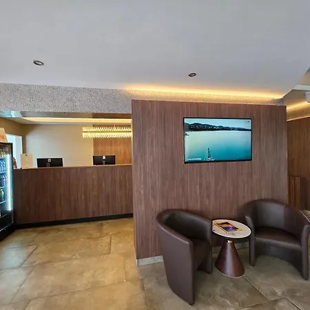 Canada Hotel Budapest-3