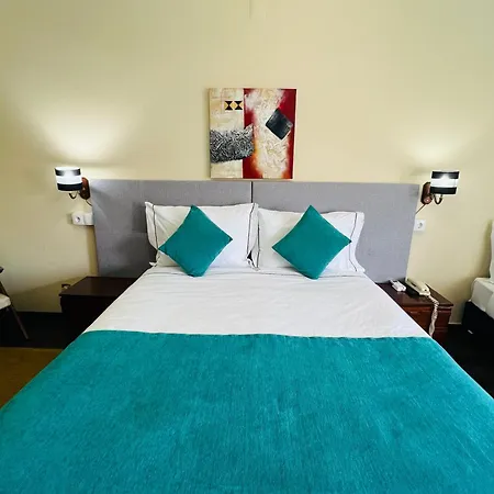 Hotel Colmeia-3