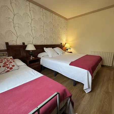 Hotel Edelweiss-3