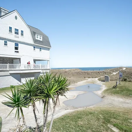 Elizabeth Pointe Lodge-3