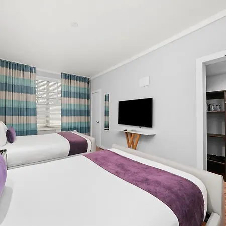 Shelley Hotel-3