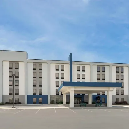 Hampton Inn Altoona-3