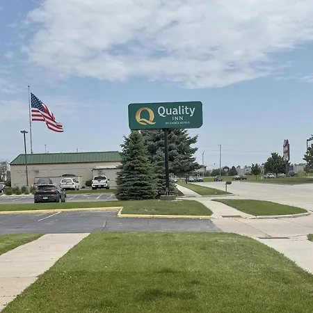 Quality Inn Manitowoc-2