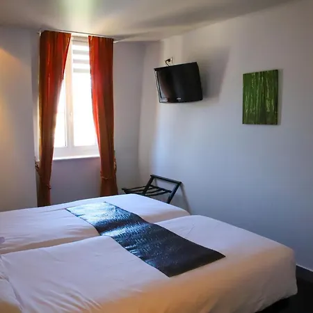 Brit Hotel Aux Sacres Reims, Centre Historique-2