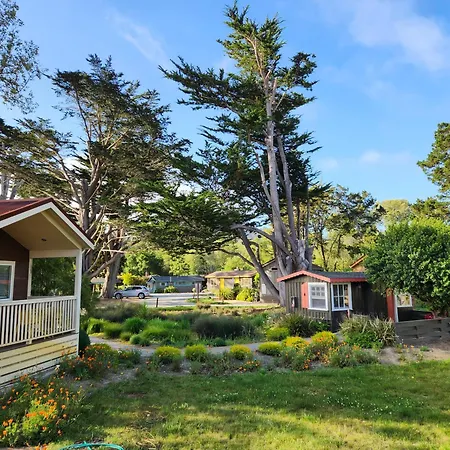 Carmel River Inn & Cottages-2