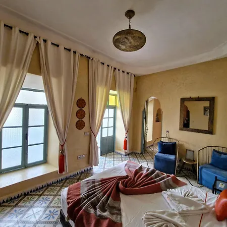 Riad Orange-3