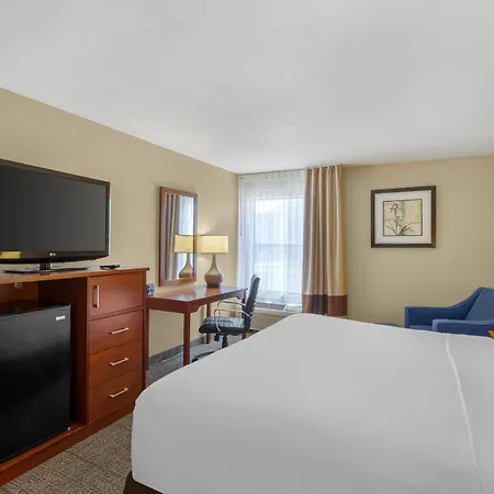 Comfort Inn & Suites Near Fallon Naval Air Station-3