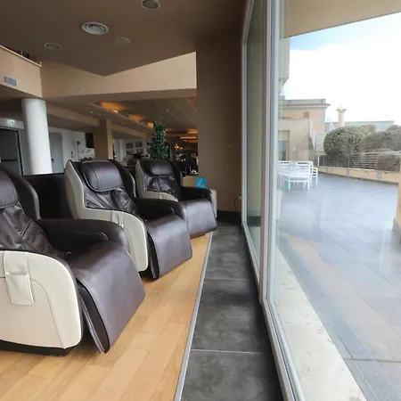 Hotel Tiber Rooftop & Wellness-2