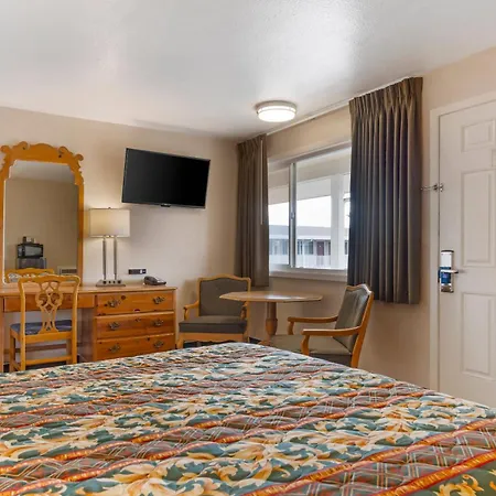 Rodeway Inn Albany-3