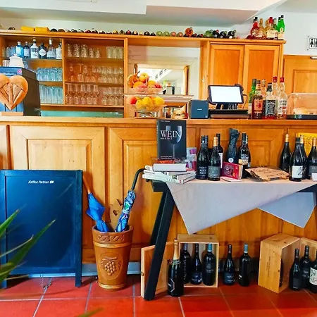 Gasthaus Zum Halbmond-2