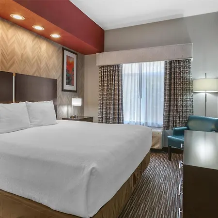 Best Western Plus Gallup Inn & Suites-3