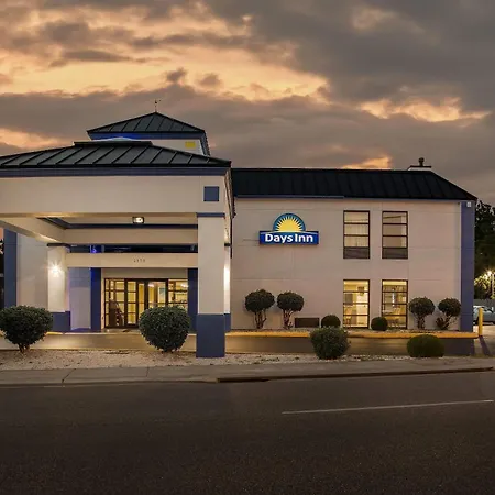 Days Inn By Wyndham Salem-2