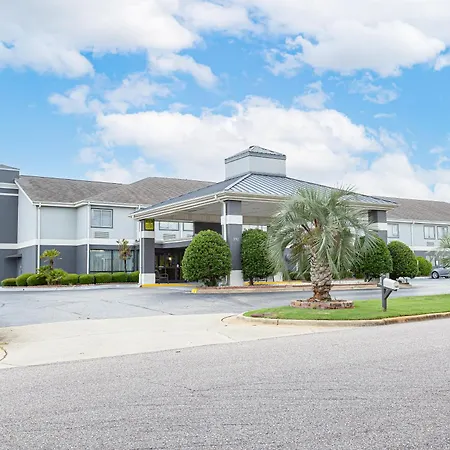 Quality Inn Prattville I-65-3
