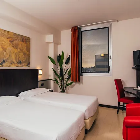 Euro Hotel-3