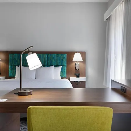 Hampton Inn & Suites Tulsa/Tulsa Hills-2