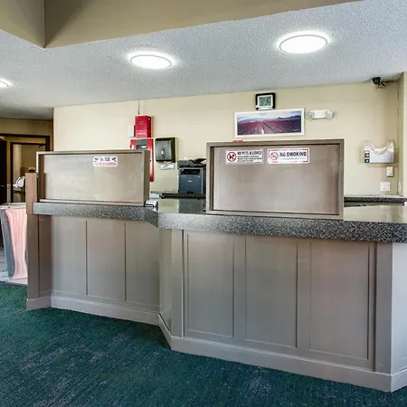Coachman Inn-2