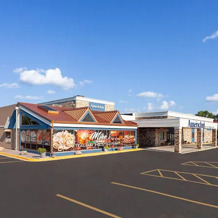 Americinn & Suites By Wyndham Baraboo Event Center-2