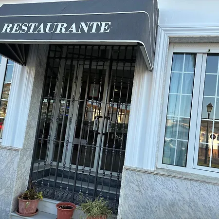Hostal Restaurante La Niña-3