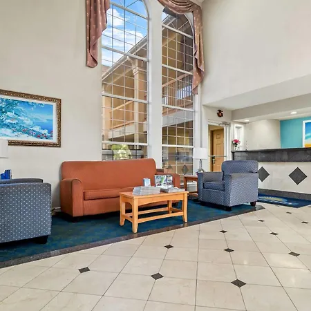 Days Inn By Wyndham Nacogdoches/Sfa University/Downtown-3