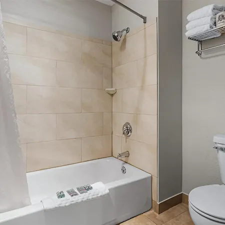 Best Western Ambassador Inn & Suites-2