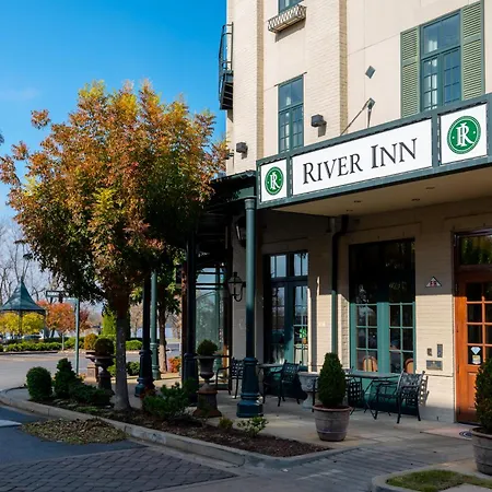 River Inn Of Harbor Town-2