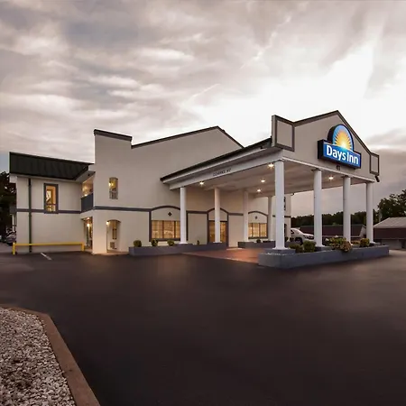 Days Inn By Wyndham Lexington-3