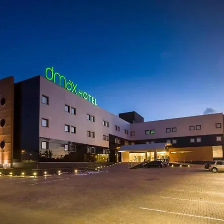 Dmax Hotel-2